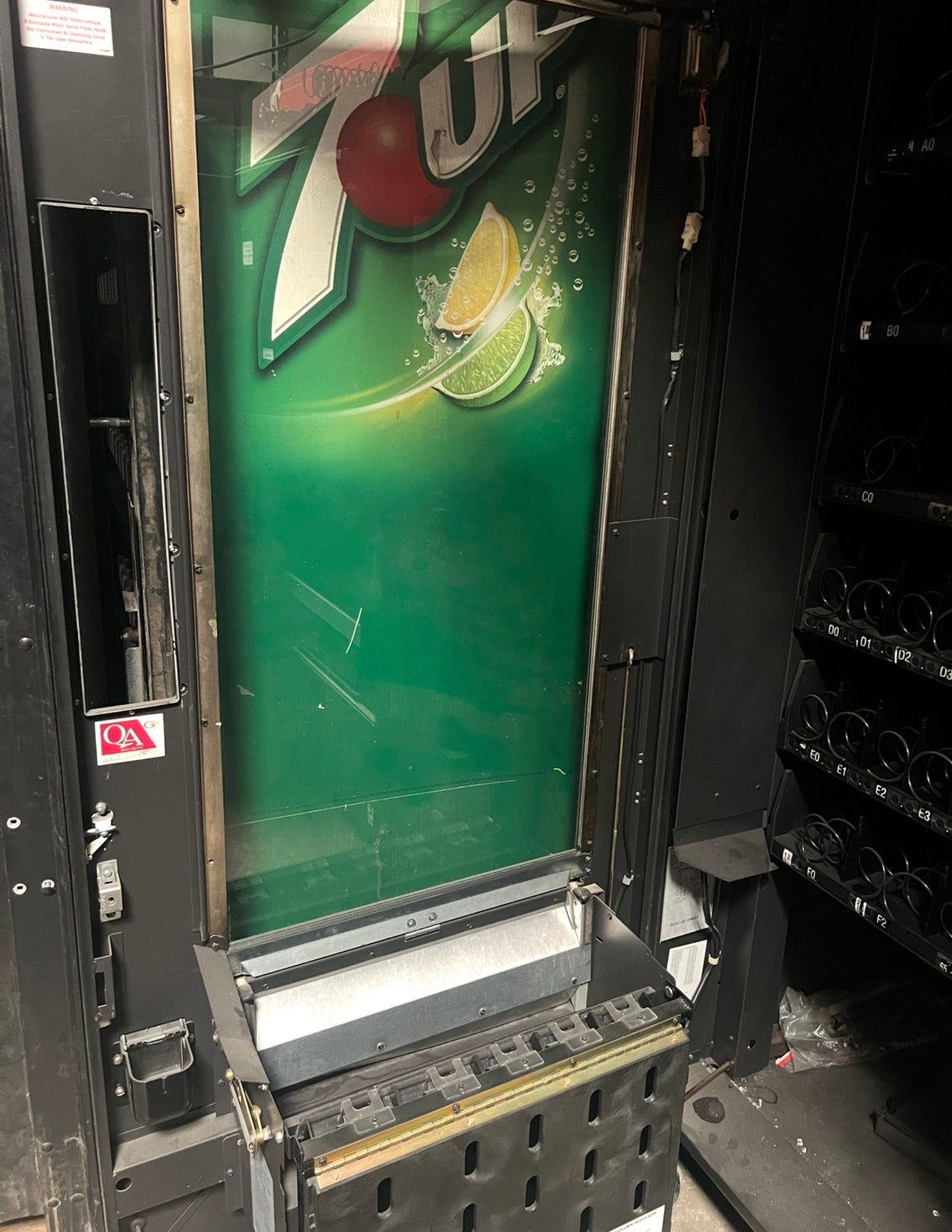Vending Machines: National 148 4-Wide Ambient Snack