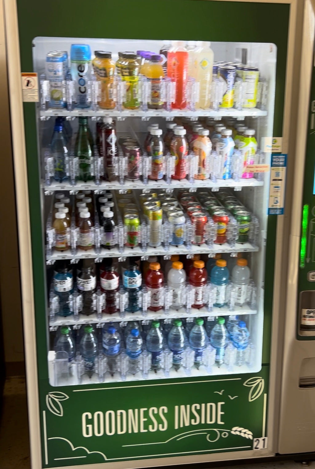 CRANE BevMax Media 5 Model 713 Beverage Vending Machine