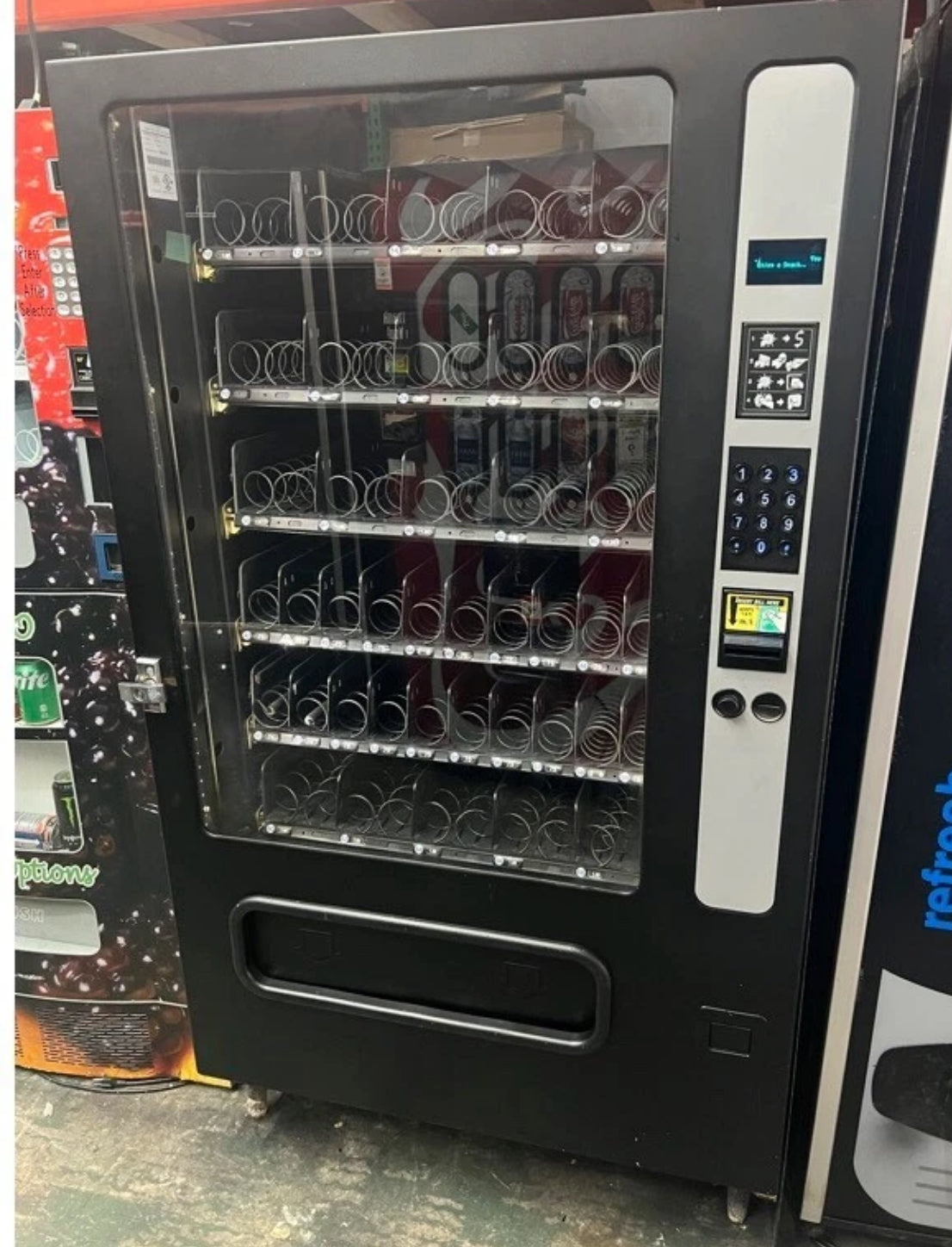 USI  Wittern Mercato 3575 Snack Vending Machine 5-Wide iVend